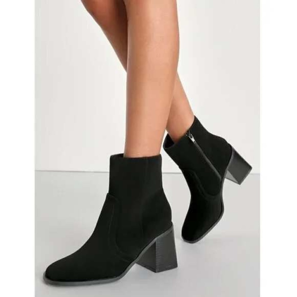 Blondo 8M waterproof leather block heel pointed toe jeans boot trending style 8